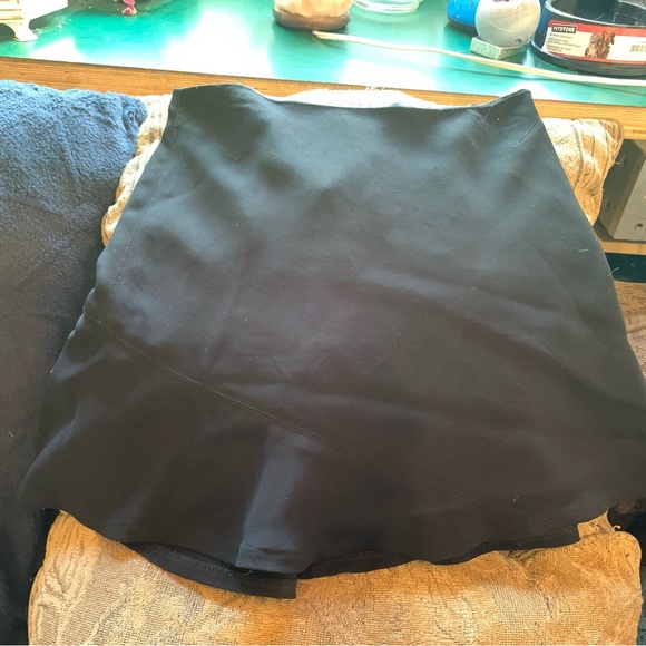 Club Monaco Black Flared Skirt Y2K Preppy - Picture 1 of 4